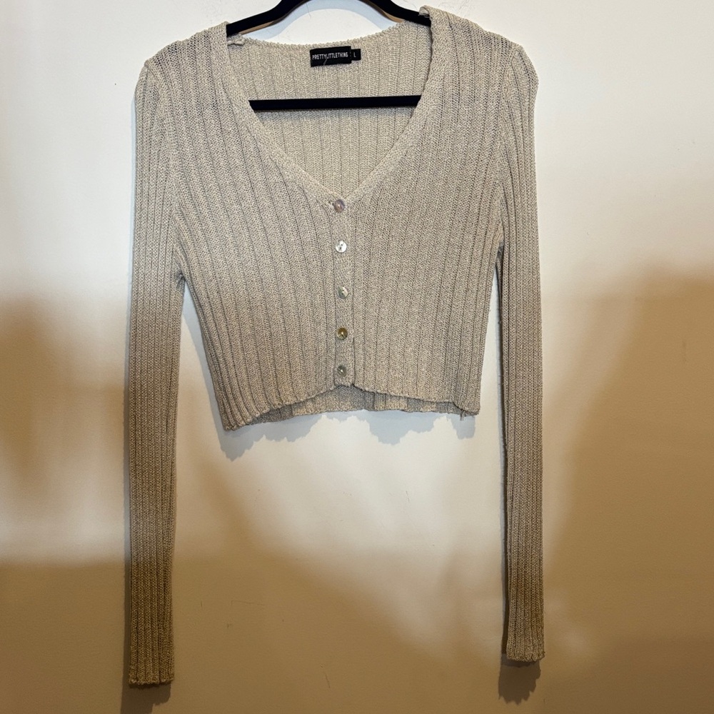 PrettyLittleThing Light Sage Cropped Ribbed Sweater size Medium